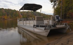 Pontoon-boat-in-Myrtle-Beach-SC-300x183.jpg